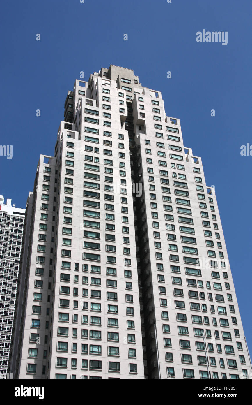 KUALA LUMPUR, MALAISIE - 29 mars : Capital Square Tower II le 29 mars 2008 à Kuala Lumpur, Malaisie. Le bâtiment est 198m de hauteur (entre haut Banque D'Images