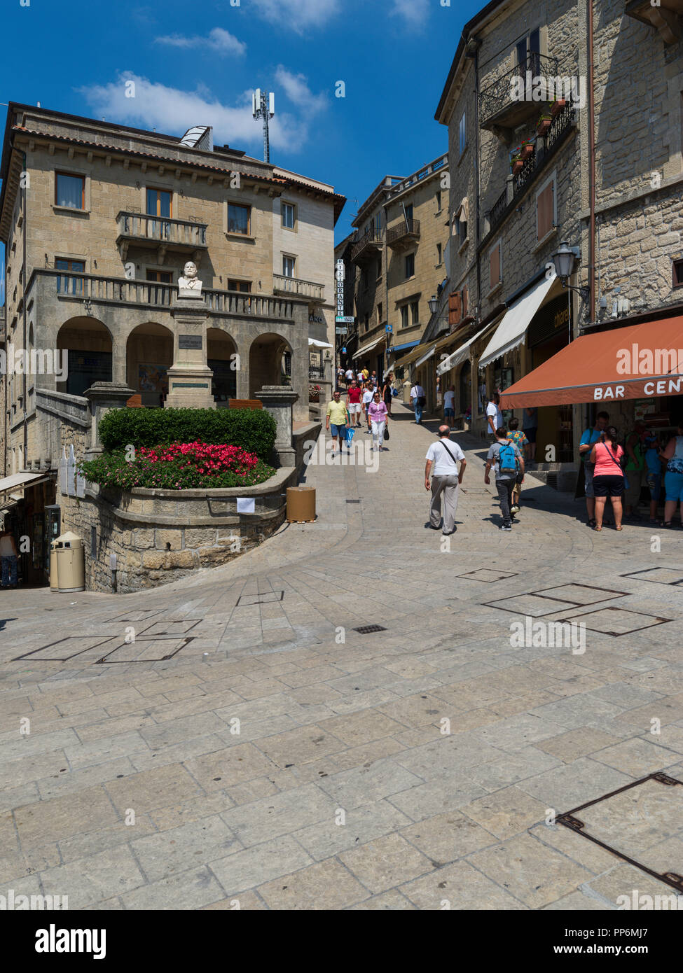 Borgo Maggiore, de la ville de Saint-Marin, République de Saint-Marin Banque D'Images