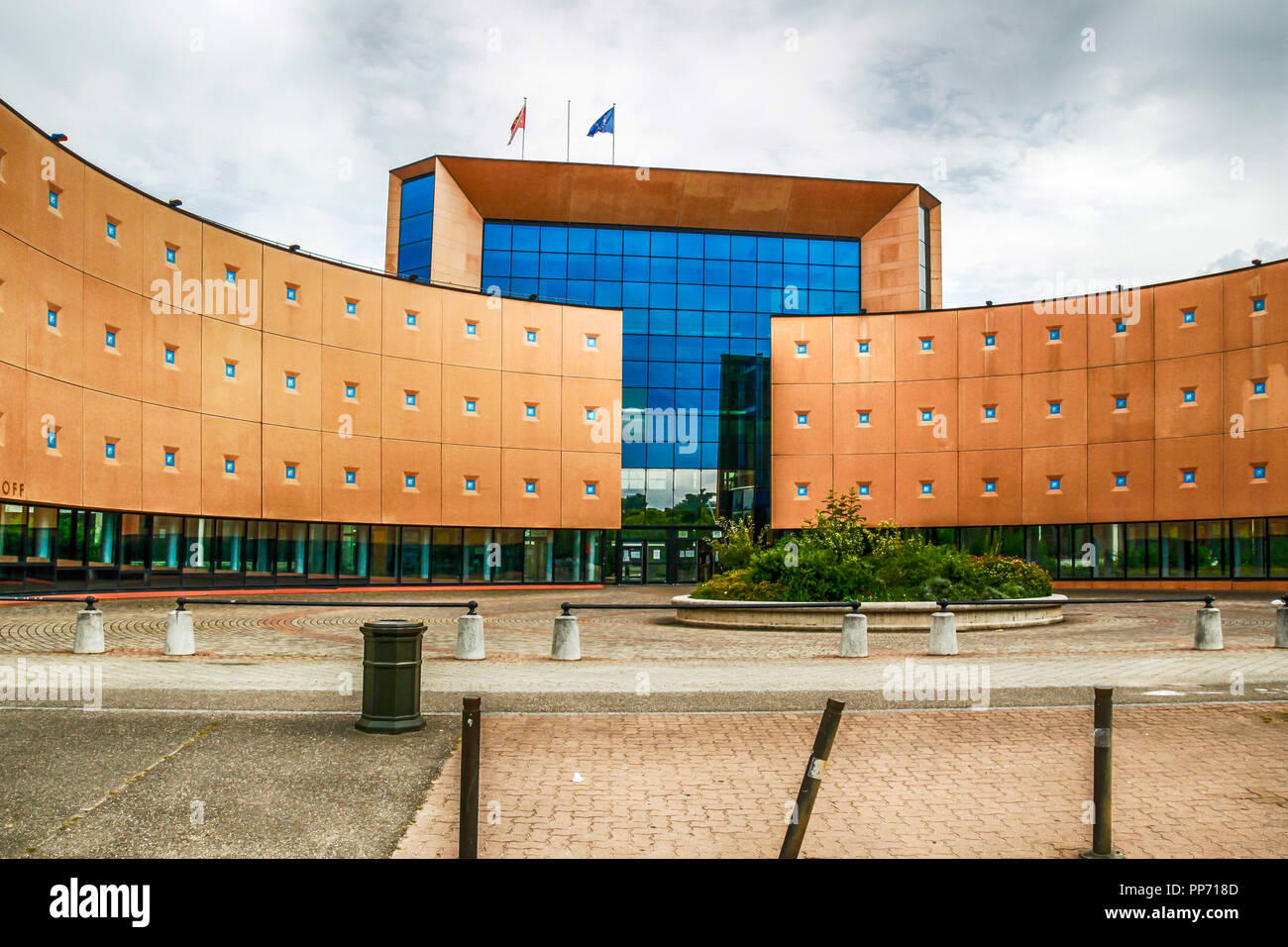 L'école Marcel Rudloff sur l'Avenue François Mitterrand à Strasbourg ...