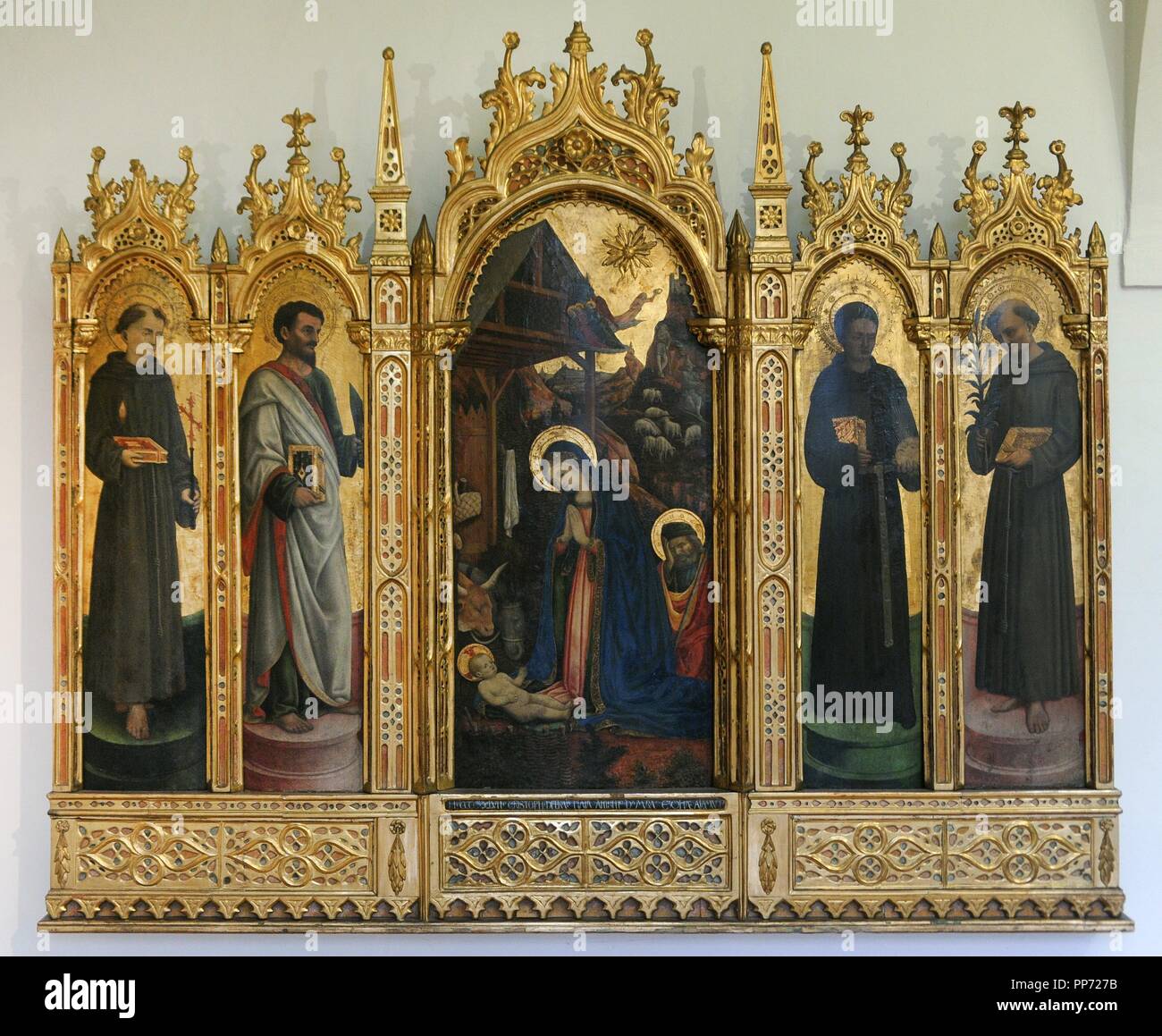 Antonio Vivarini (1440-1480). Peintre italien de la première Renaissance. Giovanni d'Alemanga (mort en 1450). Peintre allemand, actif en Italie. Giovanni et Antoniio signé et daté le triptyque représentant la Vierge et l'enfant avec les Saints. 1447. Galerie nationale. Prague. Sternberg Palace. République tchèque. Banque D'Images