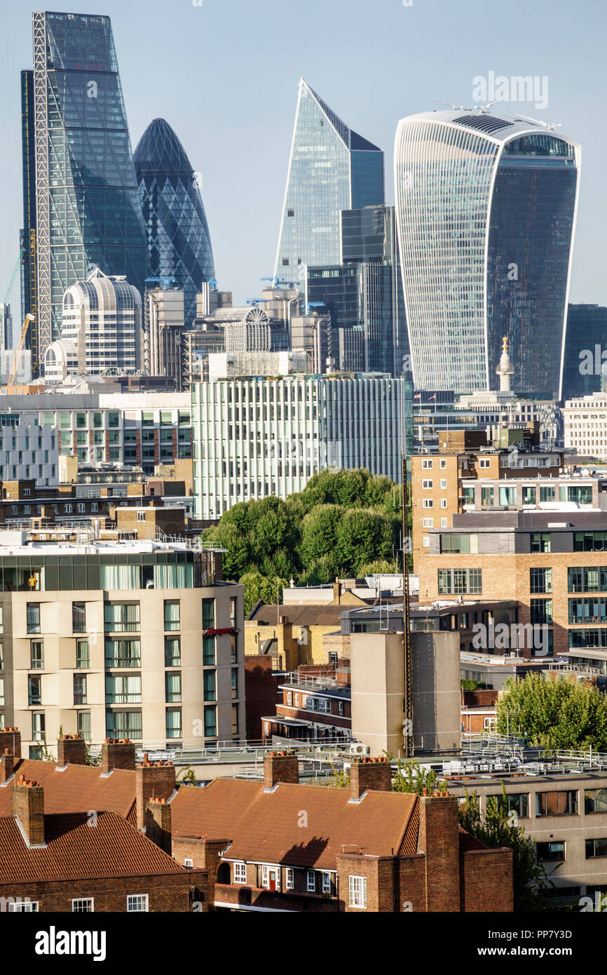 Londres Angleterre,Royaume-Uni,quartier financier,horizon de la ville,gratte-ciel,immeubles de bureaux commerciaux,architecture contemporaine moderne,bâtiment Leadenhall,le Che Banque D'Images