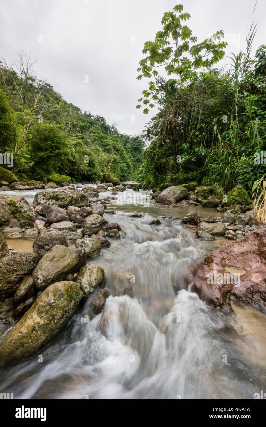 Satan, la RIO Taña, zona Reyna, Departamento de Uspantan,le Guatemala, Amérique centrale. Banque D'Images