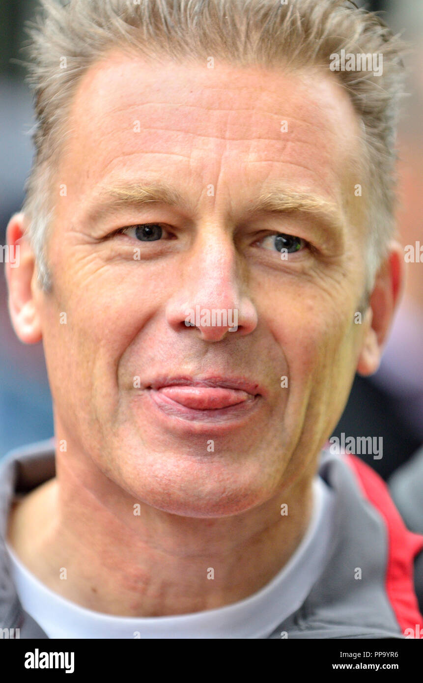 Chris Packham - TV - présentateur de la faune dans la région de Hyde Park avant la marche pour la faune, Londres, 22 sept 2018 Banque D'Images