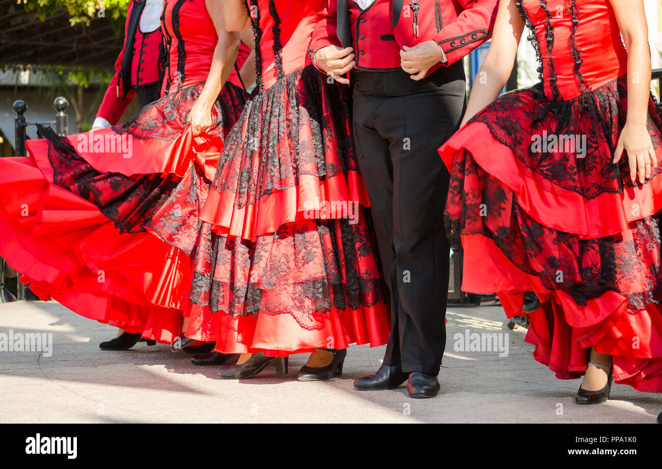 Danseuse de flamenco espagne Banque de photographies et d'images à haute  résolution - Alamy