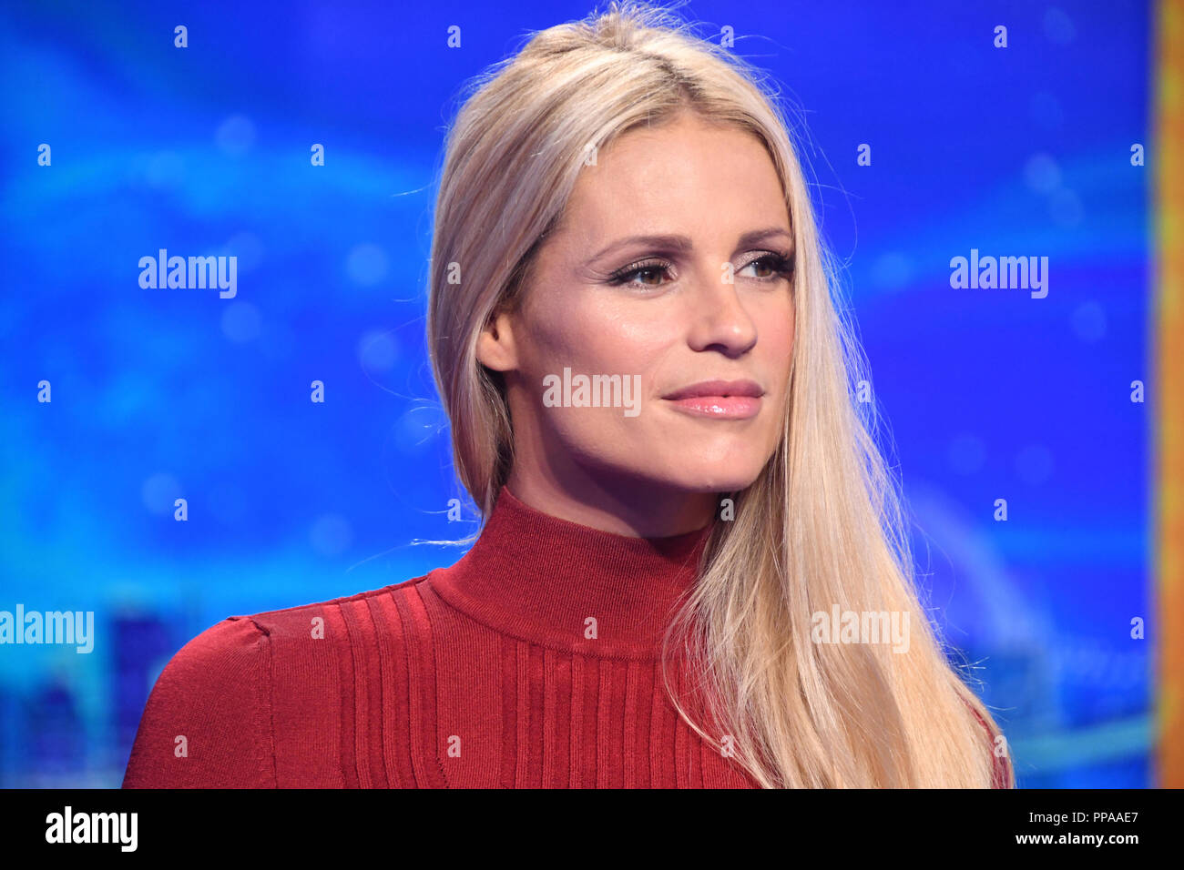 Milano Italie 20 septembre 2018 - 82 cm - Photocal Striscia la Notizia Présentation La conduttrice Michelle Hunziker Crédit : Giuseppe Andidero/Alamy Banque D'Images