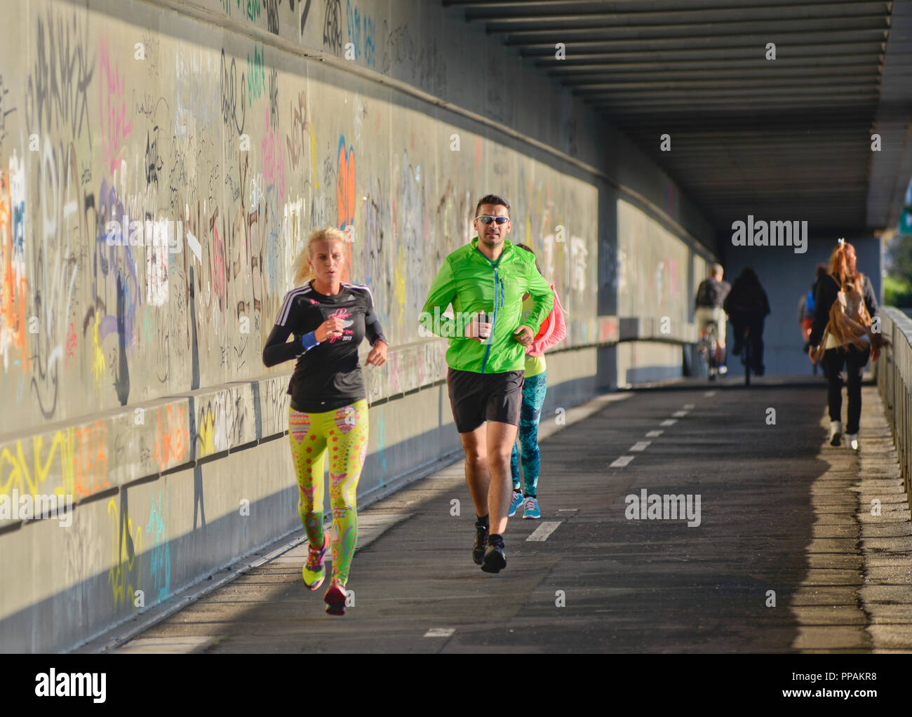 Porteur de la formation, la plupart des SNP, Bratislava, Slovaquie Banque D'Images
