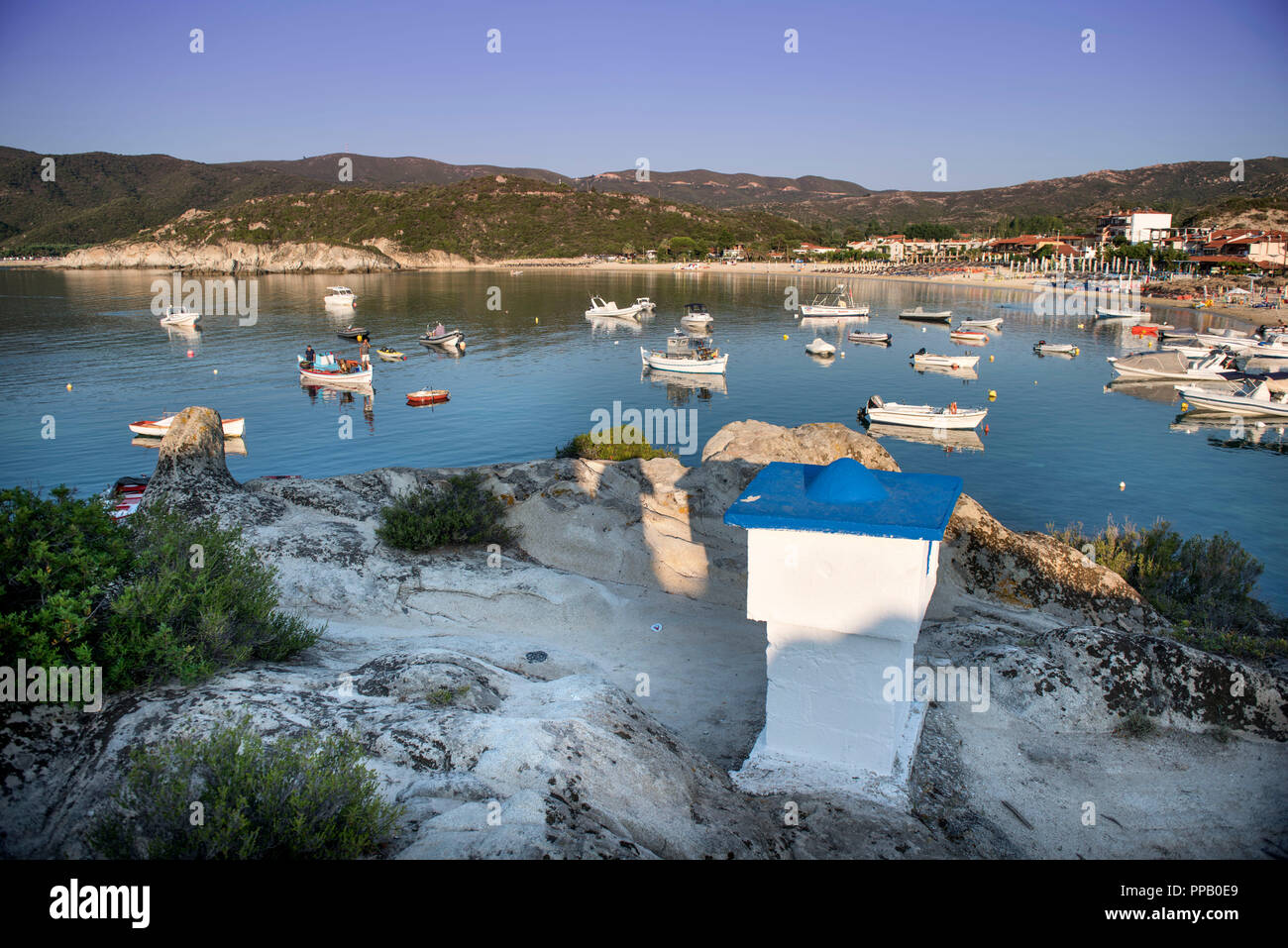 Plage de Kalamitsi Sithonia, Halkidiki en Grèce Banque D'Images