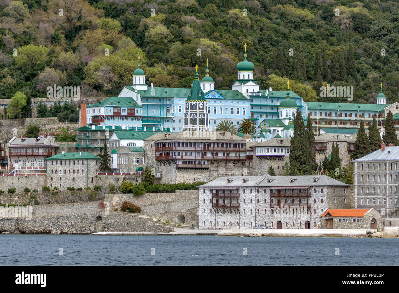 Saint Panteleimon (Saint Pantaleon) Monastère à Mont Athos dans l'état monastique autonome de la sainte montagne, Chalkidiki, Grèce Banque D'Images