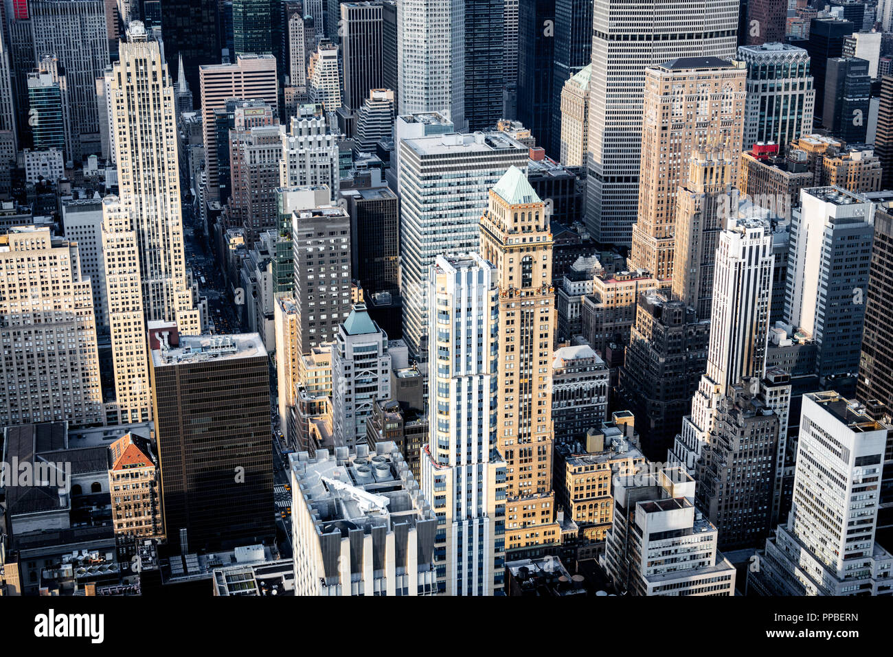 Vue aérienne des bâtiments en Mid-Manhattan, New York City. Banque D'Images