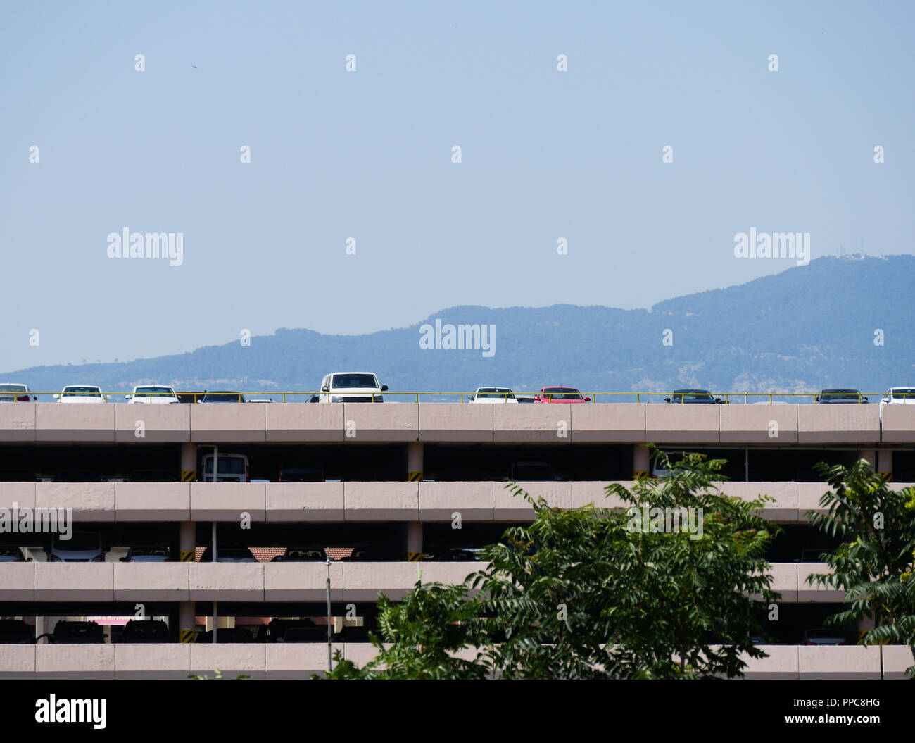 Garage Parking voiture Banque D'Images