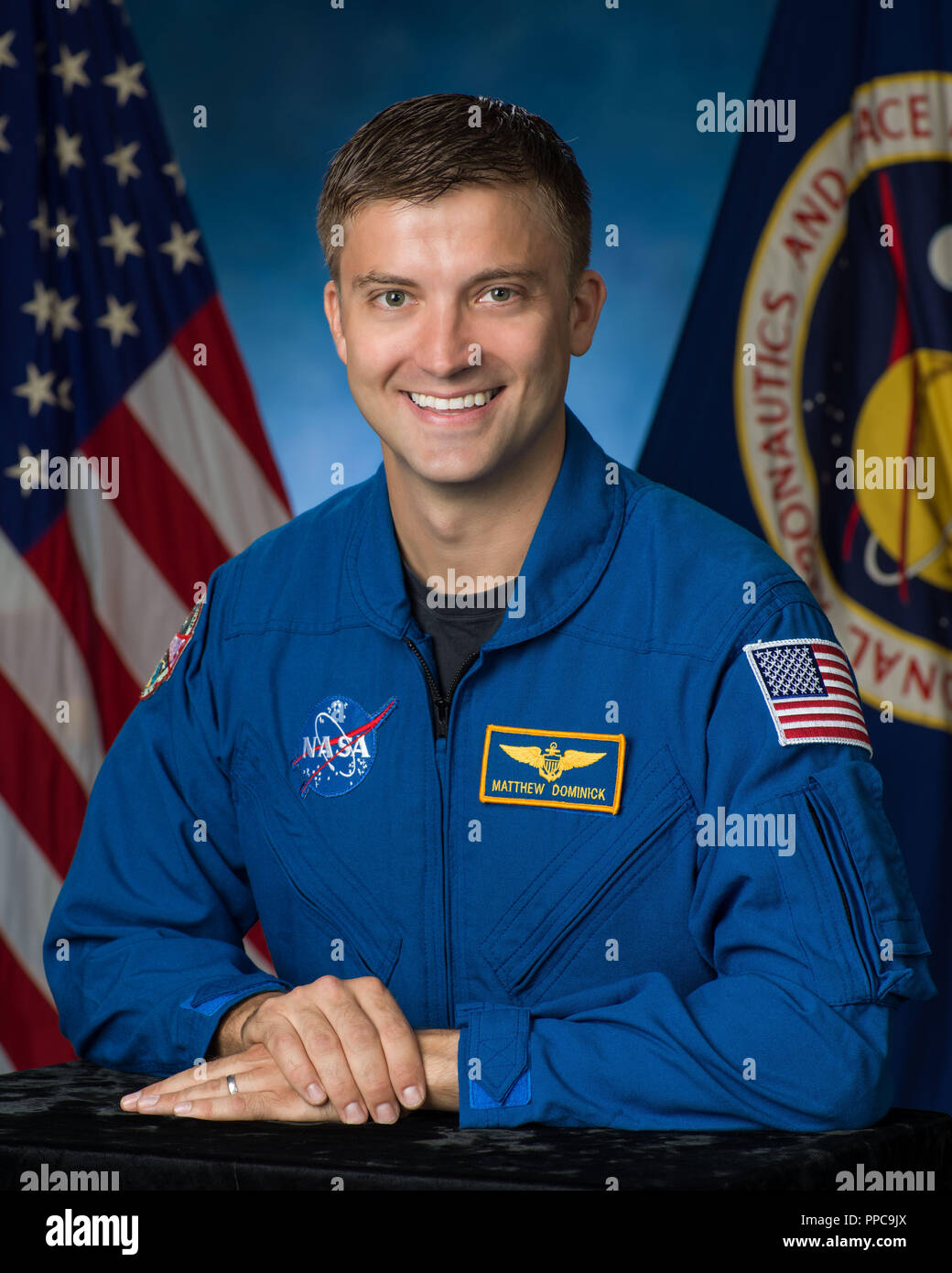 Candidat astronaute de la NASA Matthew Dominick portrait officiel au Johnson Space Center le 28 novembre 2017 à Houston, Texas. Dominick est un pilote de chasse américain et candidat astronaute de la NASA de la classe de 2017. Banque D'Images