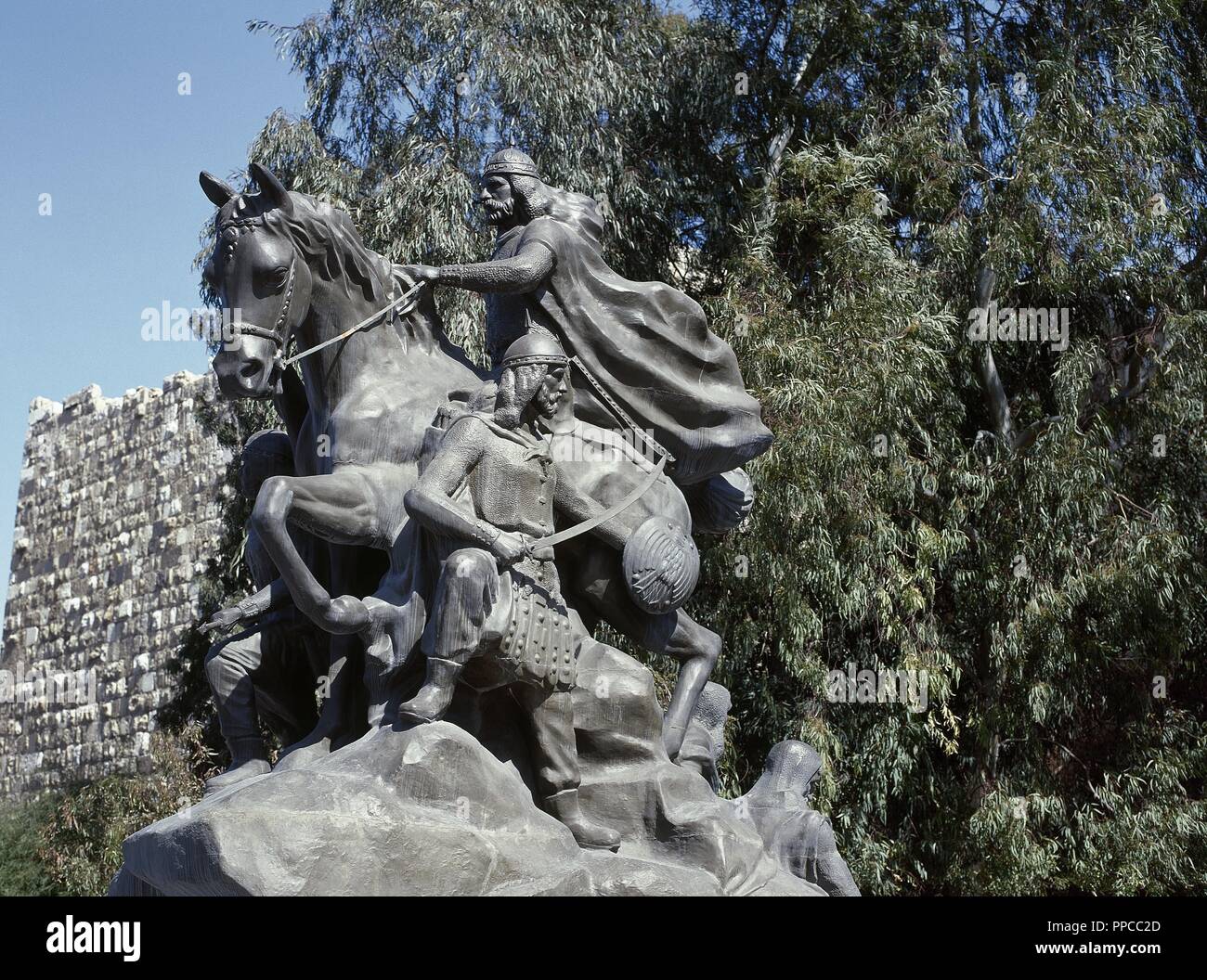 Le Saladin Turk (1138-1193). Premier Sultan d'Égypte et la Syrie. Statue équestre en face de la Citadelle. Par Abdallah al-Sayed, 1993. Damas. La Syrie. Banque D'Images