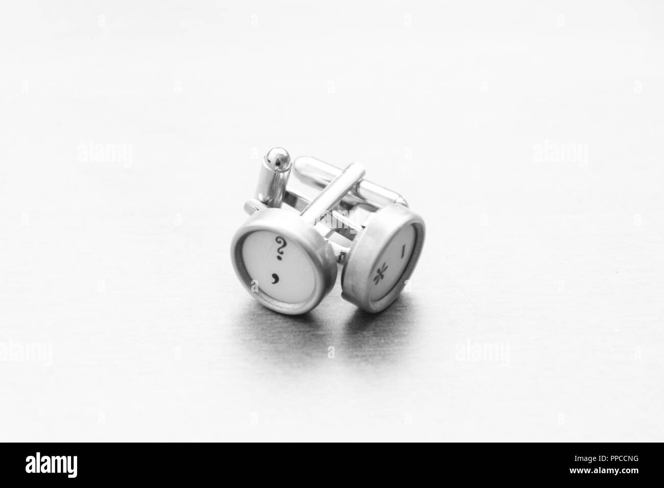 Close up of old typewriter manchette clés sur une plaine backbround Banque D'Images