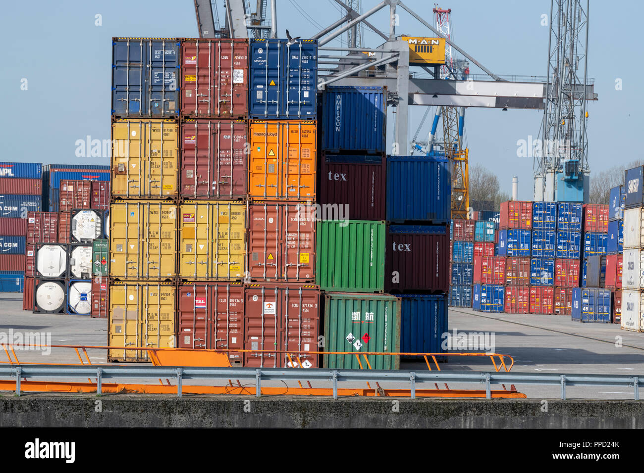 Les Pays-Bas - Rotterdam Port - Transport maritime - manutentionnaires de fret- Commerce International Banque D'Images