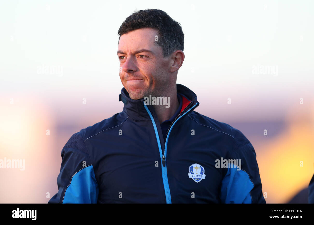 L'Europe de l'équipe arrive pour Rory McIlroy l'équipe photocall au cours de l'aperçu de la deuxième journée de la Ryder Cup au Golf National, Saint-Quentin-en-Yvelines, Paris. Banque D'Images