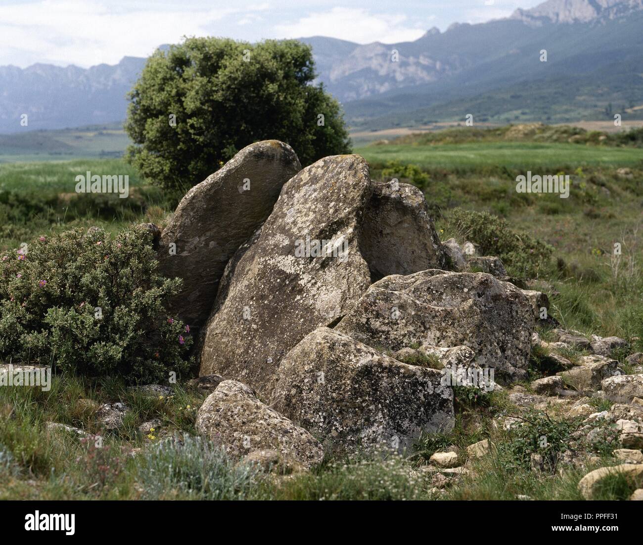 Espagne, Pays Basque, province d'Alava, Laguardia. Dolmen de l'Alto de la Huesera. Néolithique. Période : Eneolithic, Bronze. Banque D'Images