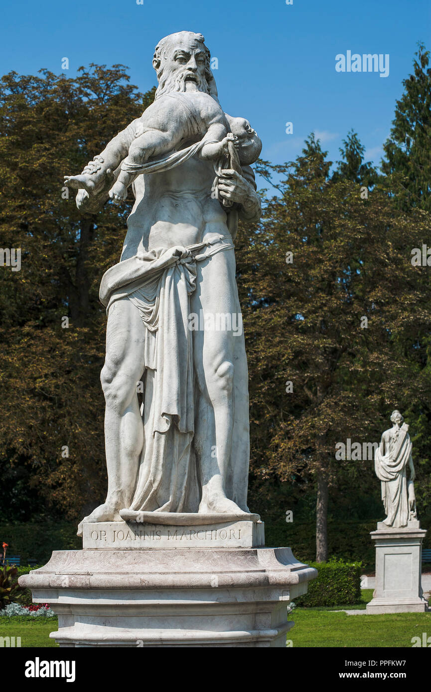 Saturne mange ses enfants, la figure de Giovanni Marchior, château Nymphenburg, Munich, Haute-Bavière, Bavière, Allemagne Banque D'Images
