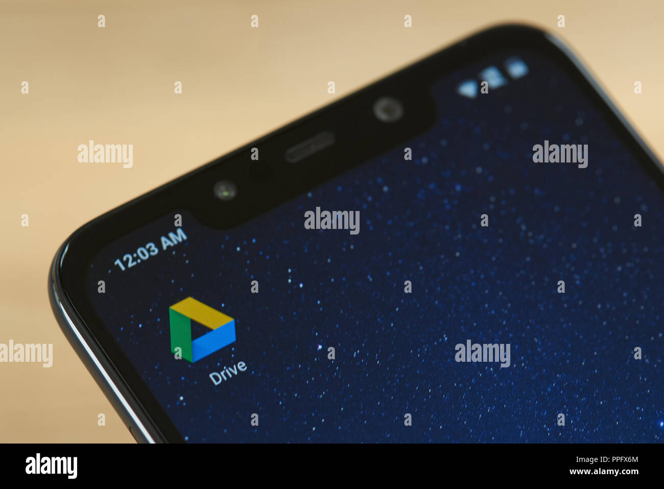 New York, USA - 24 septembre 2018 : Google d'entraînement sur l'écran du smartphone close up Banque D'Images
