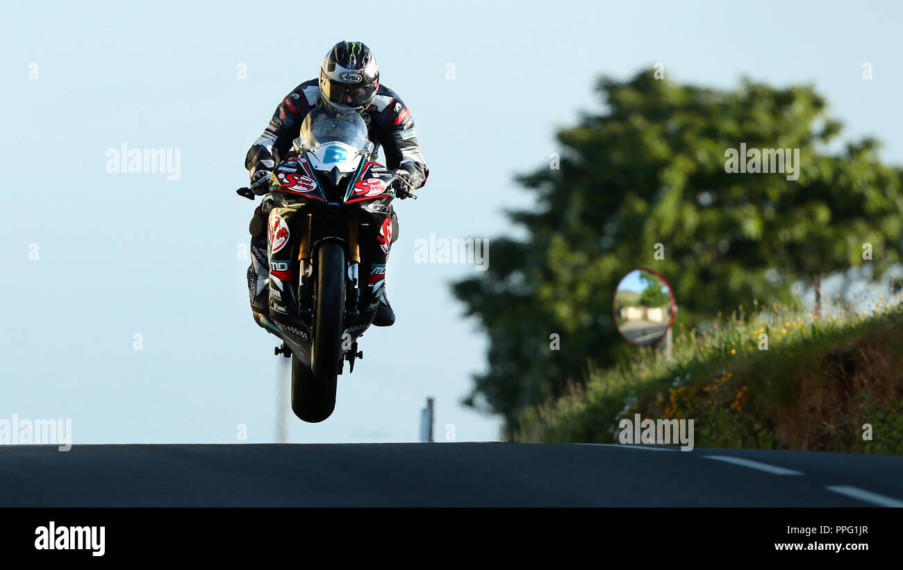 Michael Dunlop à l'île de Man TT 2016 Pratique Banque D'Images