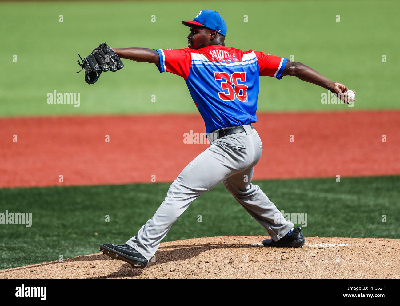 David Richardson pitcher inicial de Puerto Rico. . Partido de beisbol de la Serie del Caribe con el Encuentro entre Caribes de Anzoátegui (de Venezuela Banque D'Images