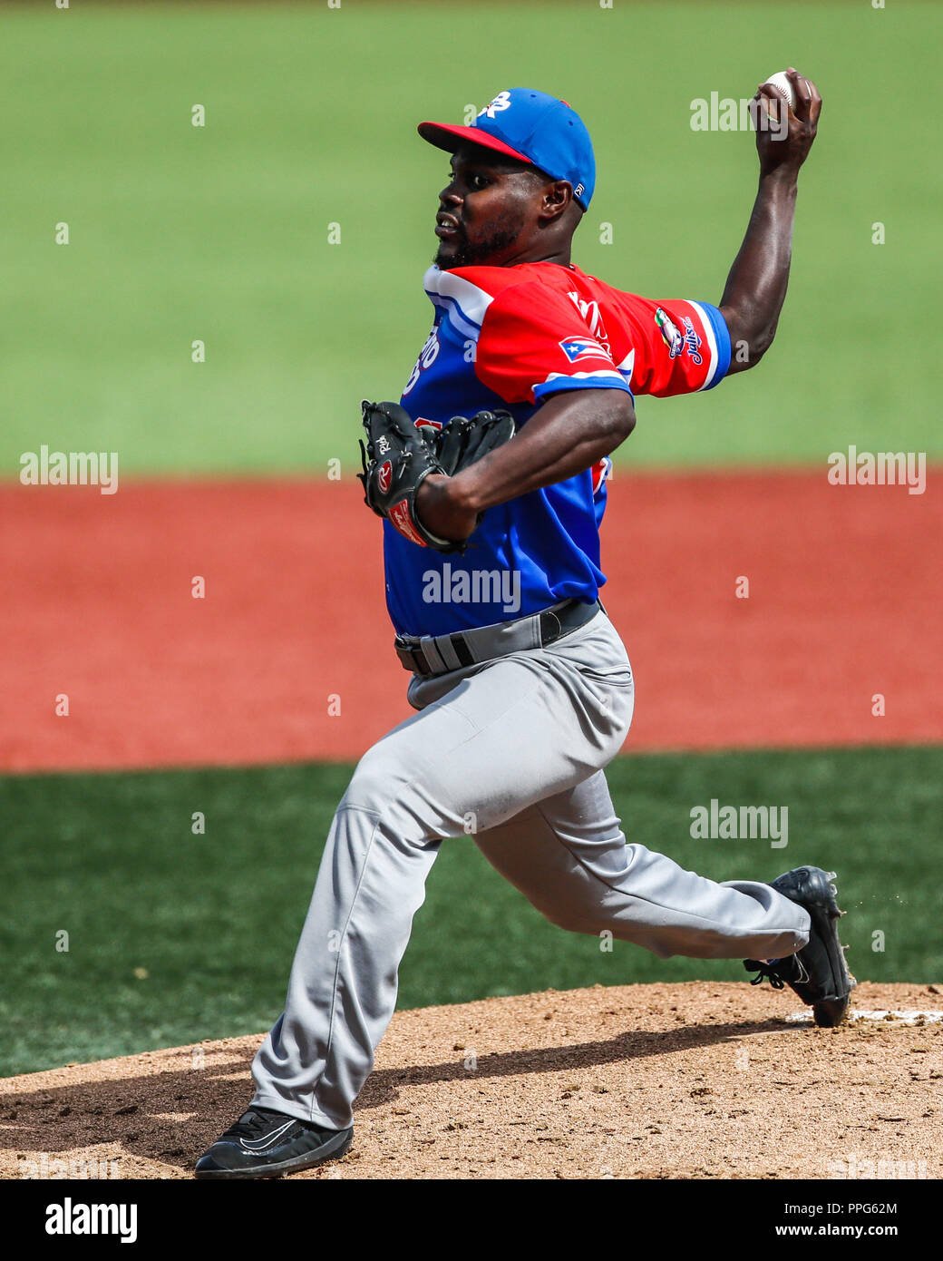 David Richardson pitcher inicial de Puerto Rico. . Partido de beisbol de la Serie del Caribe con el Encuentro entre Caribes de Anzoátegui (de Venezuela Banque D'Images