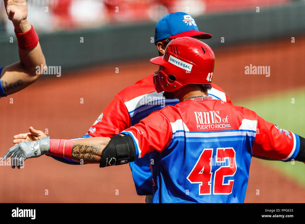 David Vidal de Puerto Rico Homerun celebra. . Partido de beisbol de la Serie del Caribe con el Encuentro entre Caribes de Anzoátegui (de Venezuela con Banque D'Images