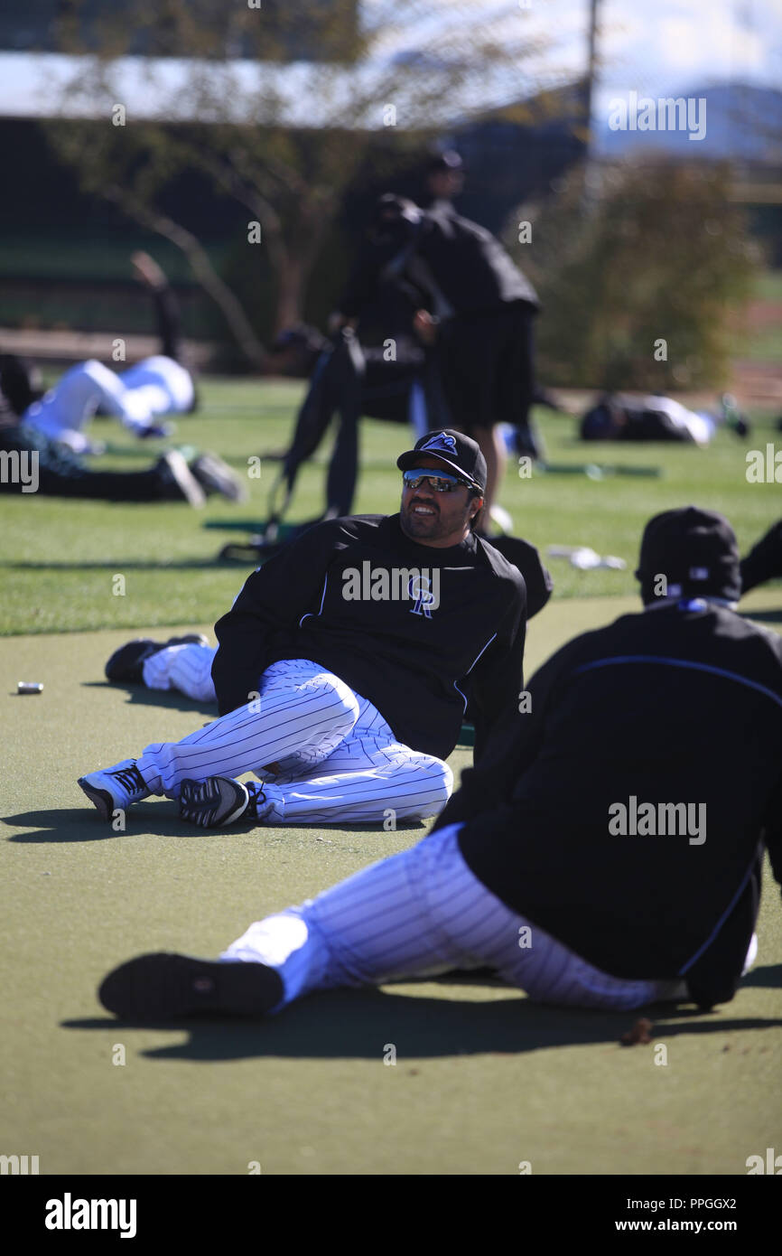 Mexican Coache Vinicio Castilla des Rockies du Colorado au cours du printemps 2013 Complexe sportif de diapos de Salt River Fields at Talking Stick dans l'Arizona. Banque D'Images