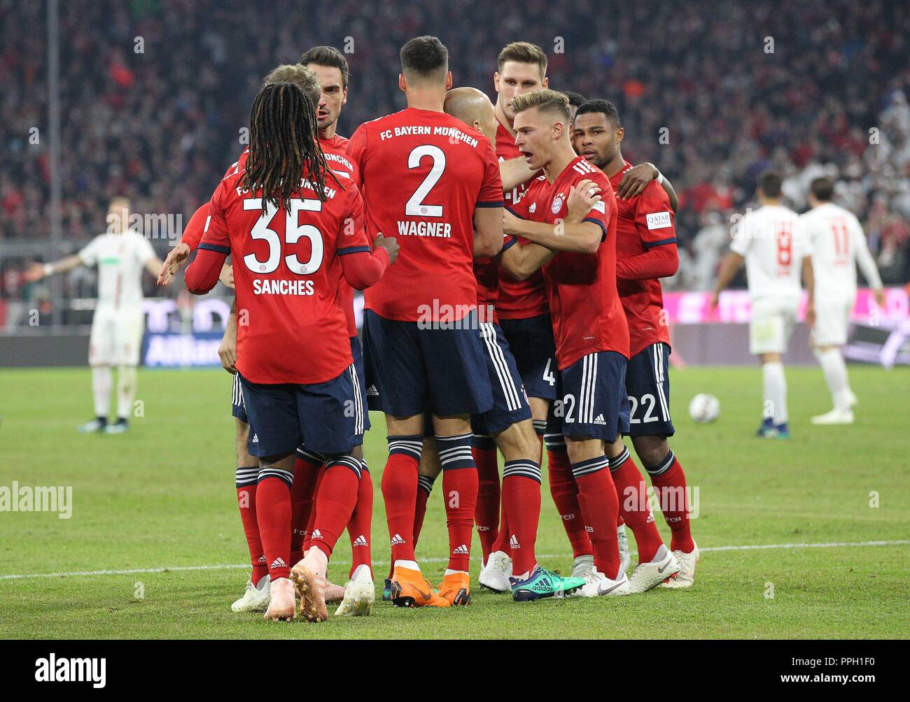 Firo : 25.09.2018 Fuvuball, Football : 1.Bundesliga FC Bayern Munich - FC Augsburg, FC Bayern, Munich, Munich, la jubilation, l'utilisation dans le monde entier les chiffres | Banque D'Images