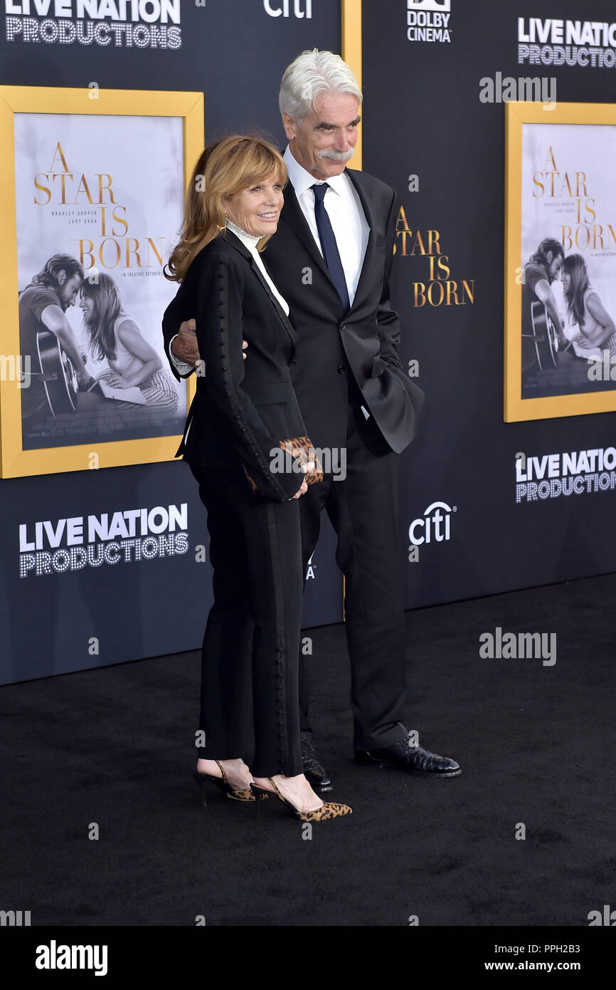 Katharine Ross et Sam Elliott participant à la "une étoile est née' premiere Au Shrine Auditorium le 24 septembre 2018 à Los Angeles, Californie. Dans le monde d'utilisation | Banque D'Images