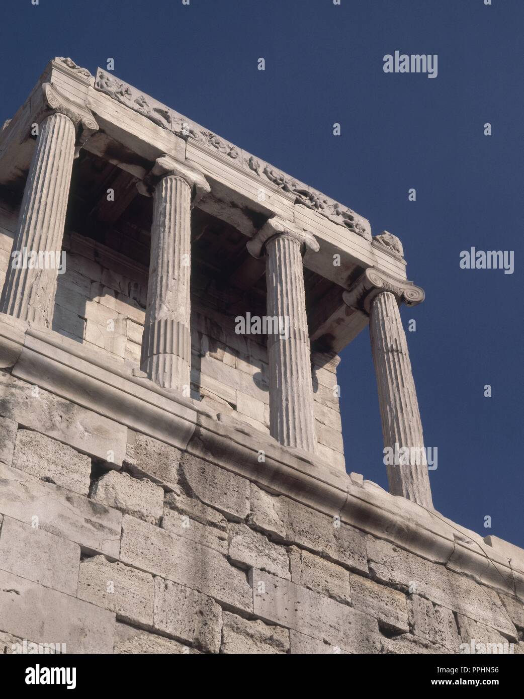 TEMPLO DE ATENEA NIKE - SIGLO V AC. Emplacement : L'Acropole. Athènes. La  Grèce Photo Stock - Alamy