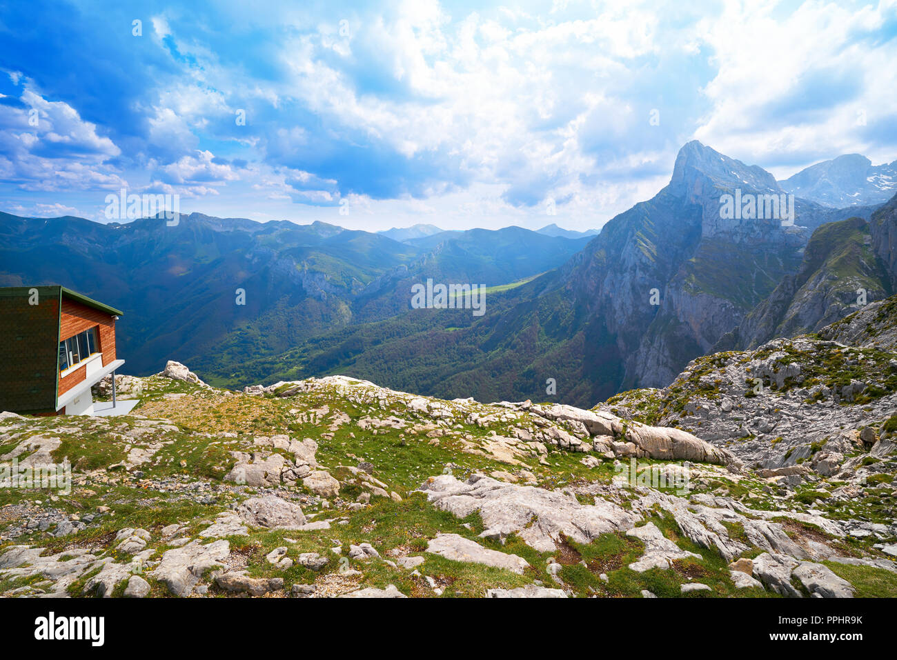 Fuente de montagnes à Camaleno de Cantabria Espagne Banque D'Images