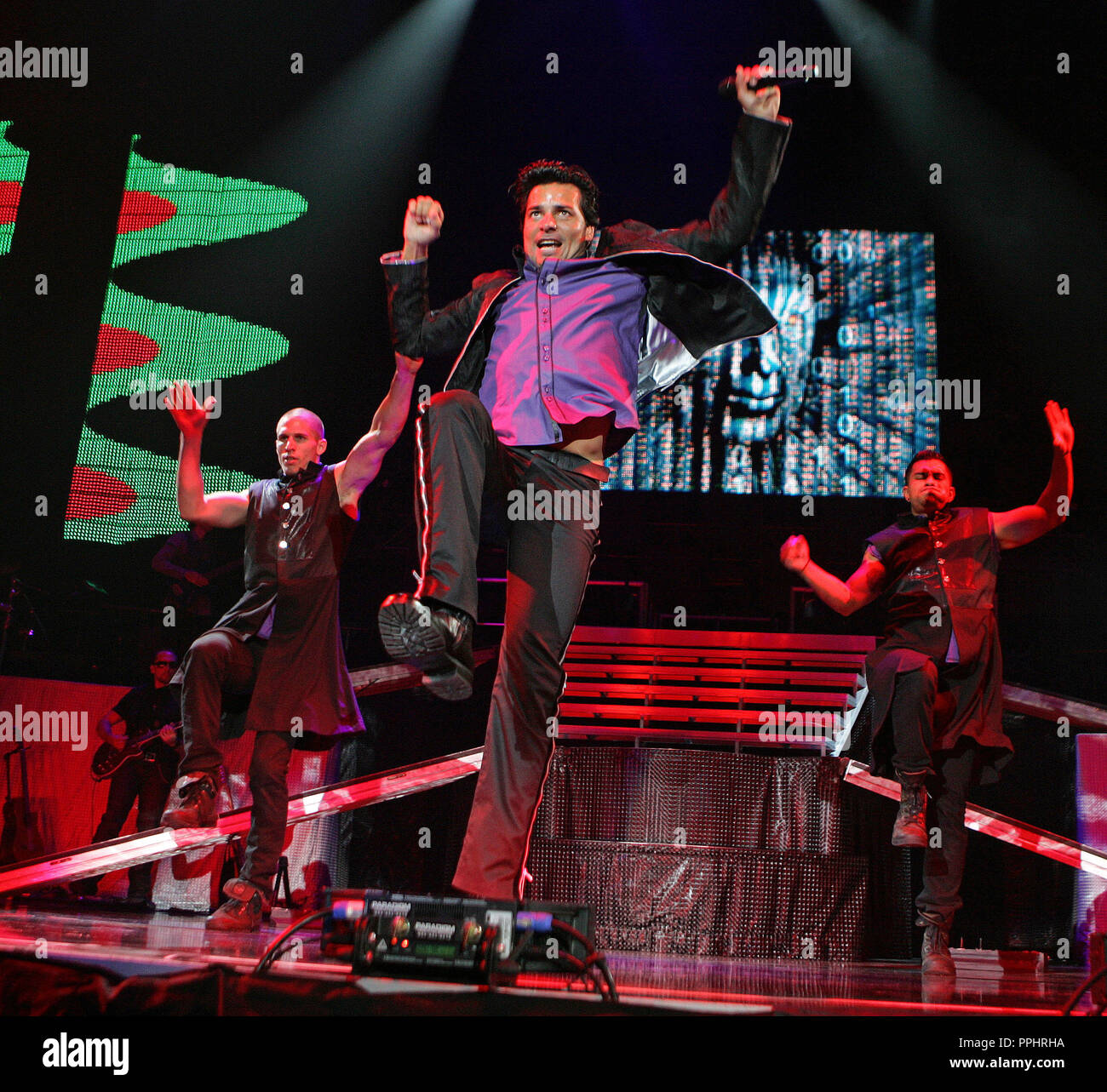 Chayanne se produit en concert à l'American Airlines Arena de Miami, le 4 juin 2010. Banque D'Images