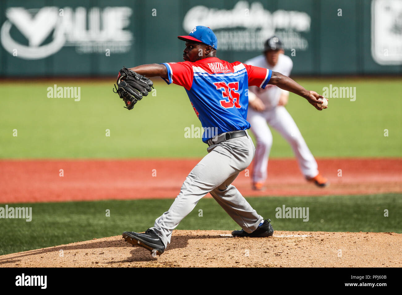 David Richardson pitcher inicial de Puerto Rico. . Partido de beisbol de la Serie del Caribe con el Encuentro entre Caribes de Anzoátegui (de Venezuela Banque D'Images