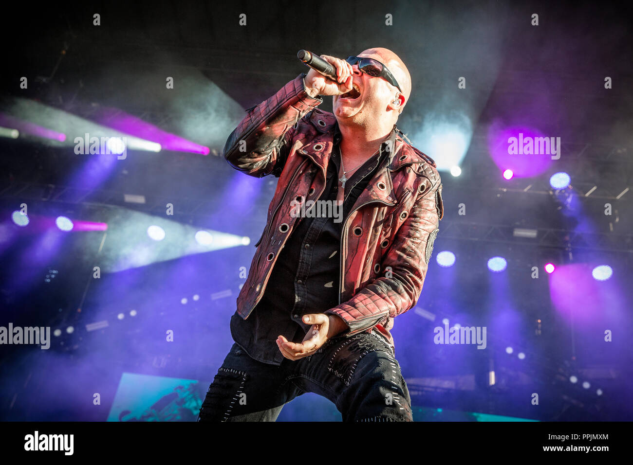 La Suède, Solvesborg - 07 juin, 2018. Le régime allemand metal Helloween effectue un concert live au cours de la fête de la musique suédoise Sweden Rock Festival 2018. Ici le chanteur Michael Kiske est vu sur scène. (Photo crédit : Gonzales Photo - Terje Dokken). Banque D'Images