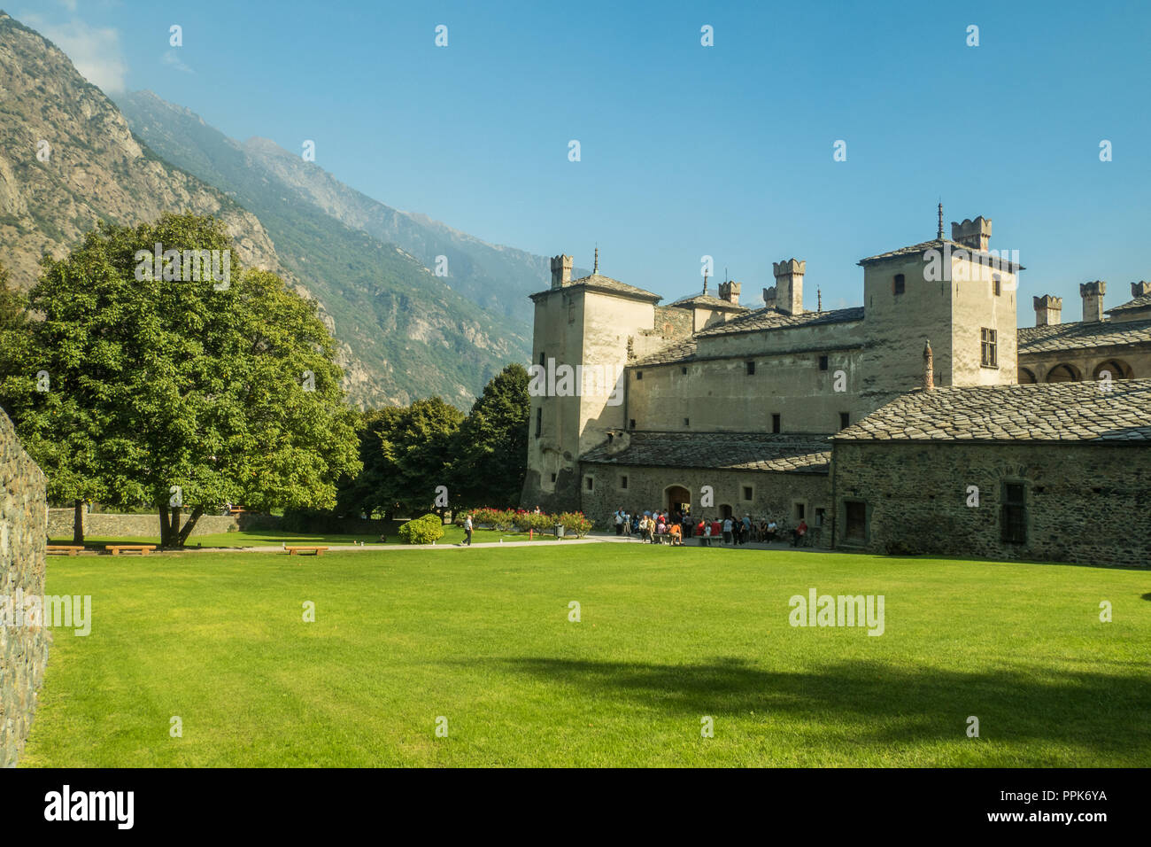 Issogne Castle, un château/manoir dans la ville de Issogne en Vallée d'Aoste Banque D'Images