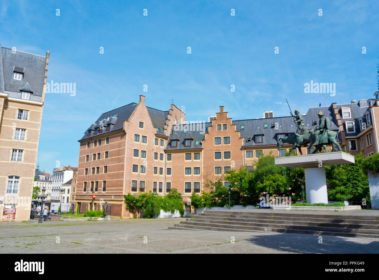 Monument à Don Quichotte, de la statue de Don Quichotte et Sancho Panza, Place d'Espagne, Spanjeplein, Bruxelles, Belgique Banque D'Images