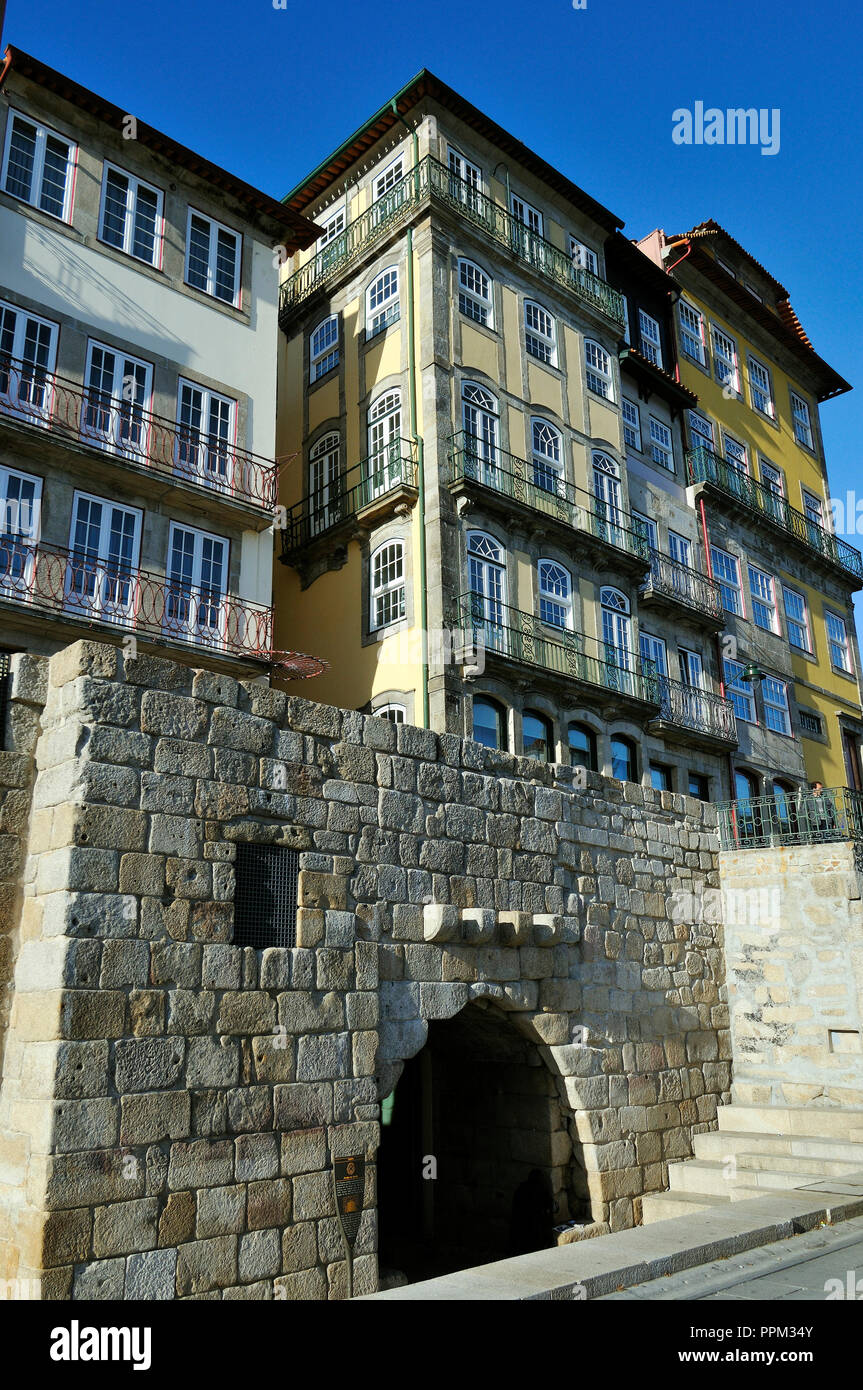 Porto, capitale du vin de Porto, et le quartier de Ribeira, Site du patrimoine mondial de l'UNESCO, Portugal Banque D'Images