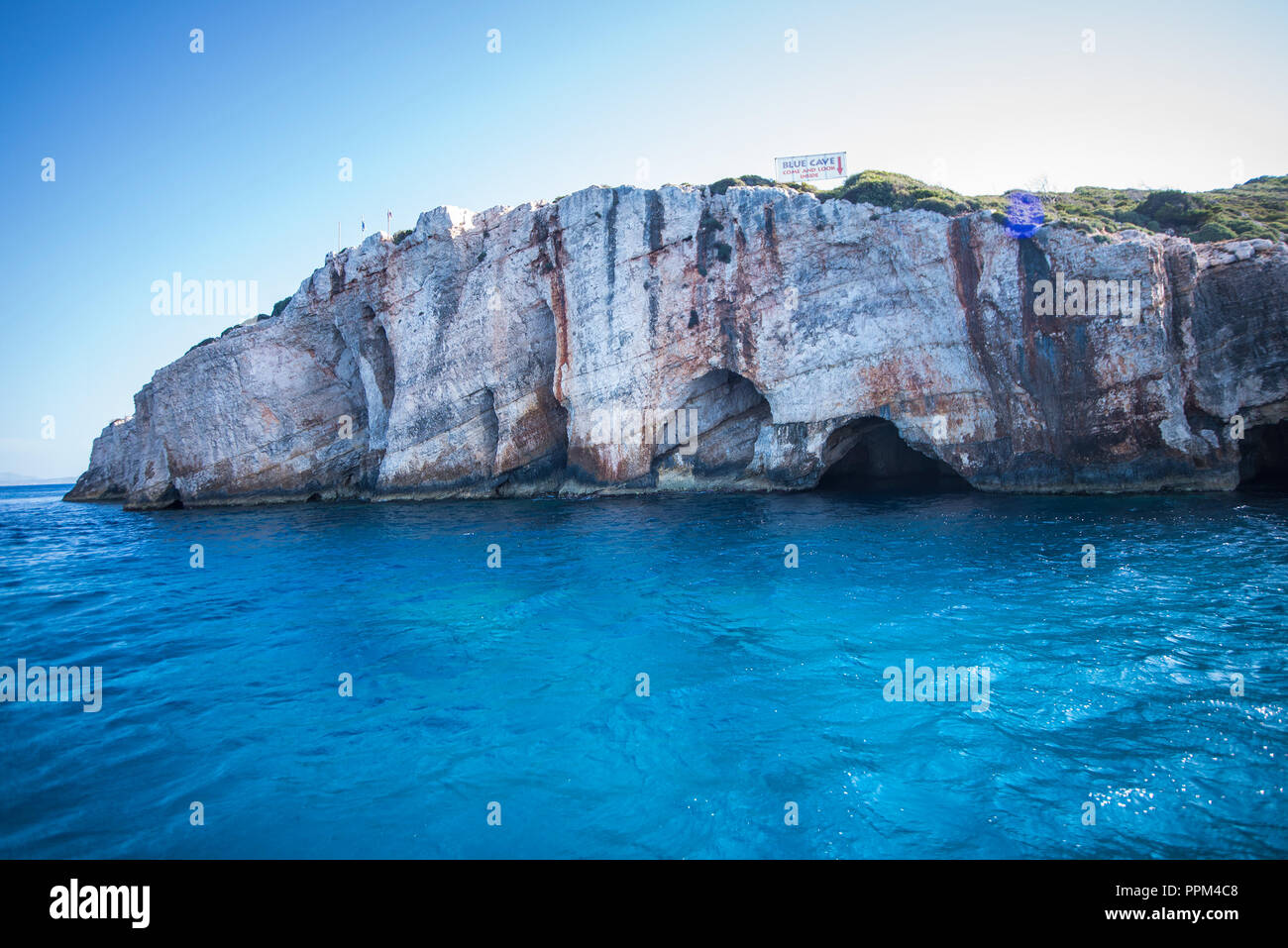 Grottes bleues en Grèce sur l'île de Zakynthos. Banque D'Images