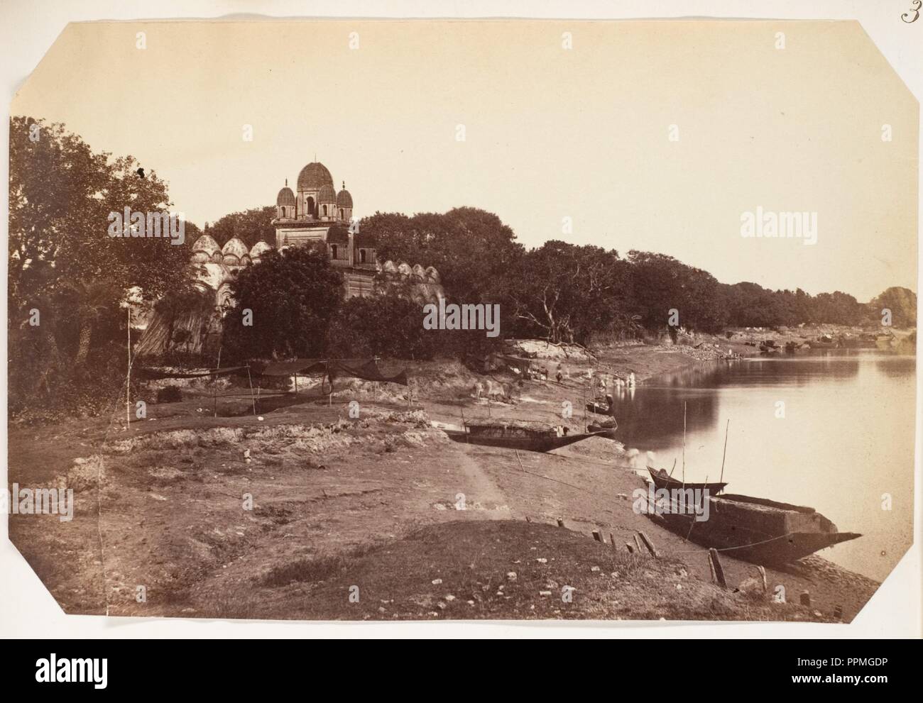 [À Chandanagore Riverside ?]. Artiste : Inconnu. Dimensions : Image : 15,1 x 23,2 cm (5 15/16 x 9 1/8 in.) Montage : 33 x 26 cm (13 x 10 1/4 in.). Date : 1858-61. Musée : Metropolitan Museum of Art, New York, USA. Banque D'Images