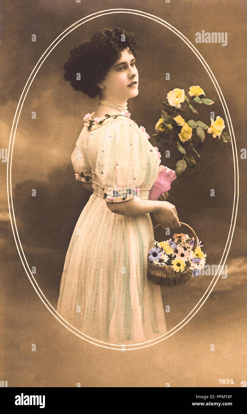 Femme Vintage Banque D Image Et Photos Alamy