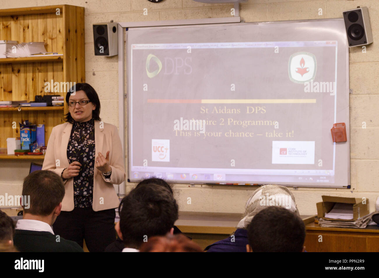 Cork, Irlande. Septembre 26, 2018. Énorme succès pour aspirer DPS2, lancement du programme St Aidans C. C. La ville de Cork. Photographié ici est Byrne, UCC local toutes à parler aux parents sur le programme. Ce soir St Aidans lancé cette années programme de soutien aux étudiants aspirent2, l'événement a vu un grand groupe de parents et d'élèves, l'école est l'un des six dans le pays d'être impliqués dans le programme. Credit : Damian Coleman/Alamy Live News. Banque D'Images