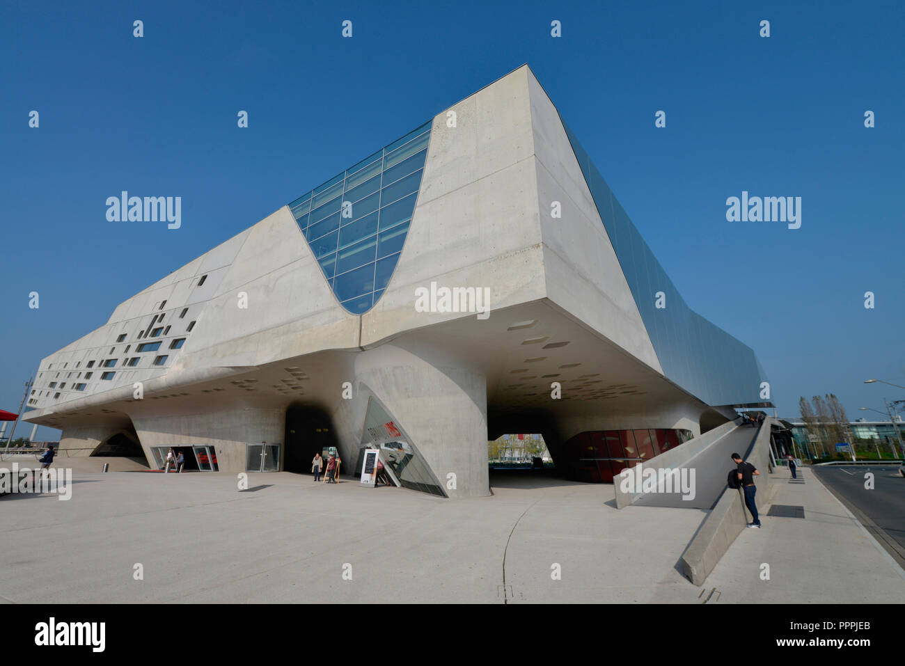 Phaeno, Willy-Brandt-Platz, Wolfsburg, Allemagne, Deutschland Banque D'Images