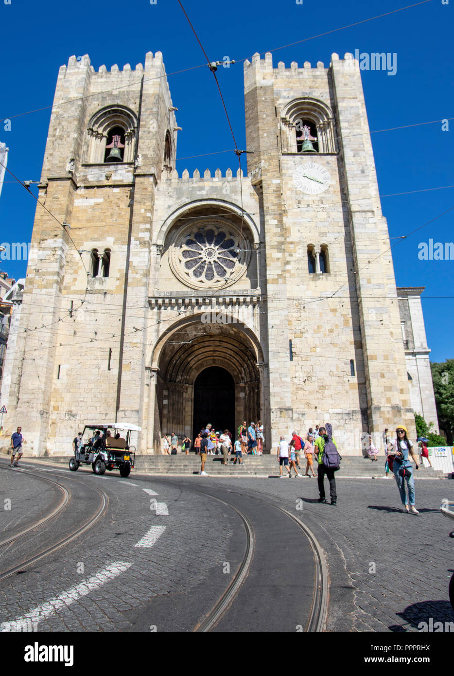 Cathédrale sé dans Alfama, Lisbonne, Portugal Banque D'Images