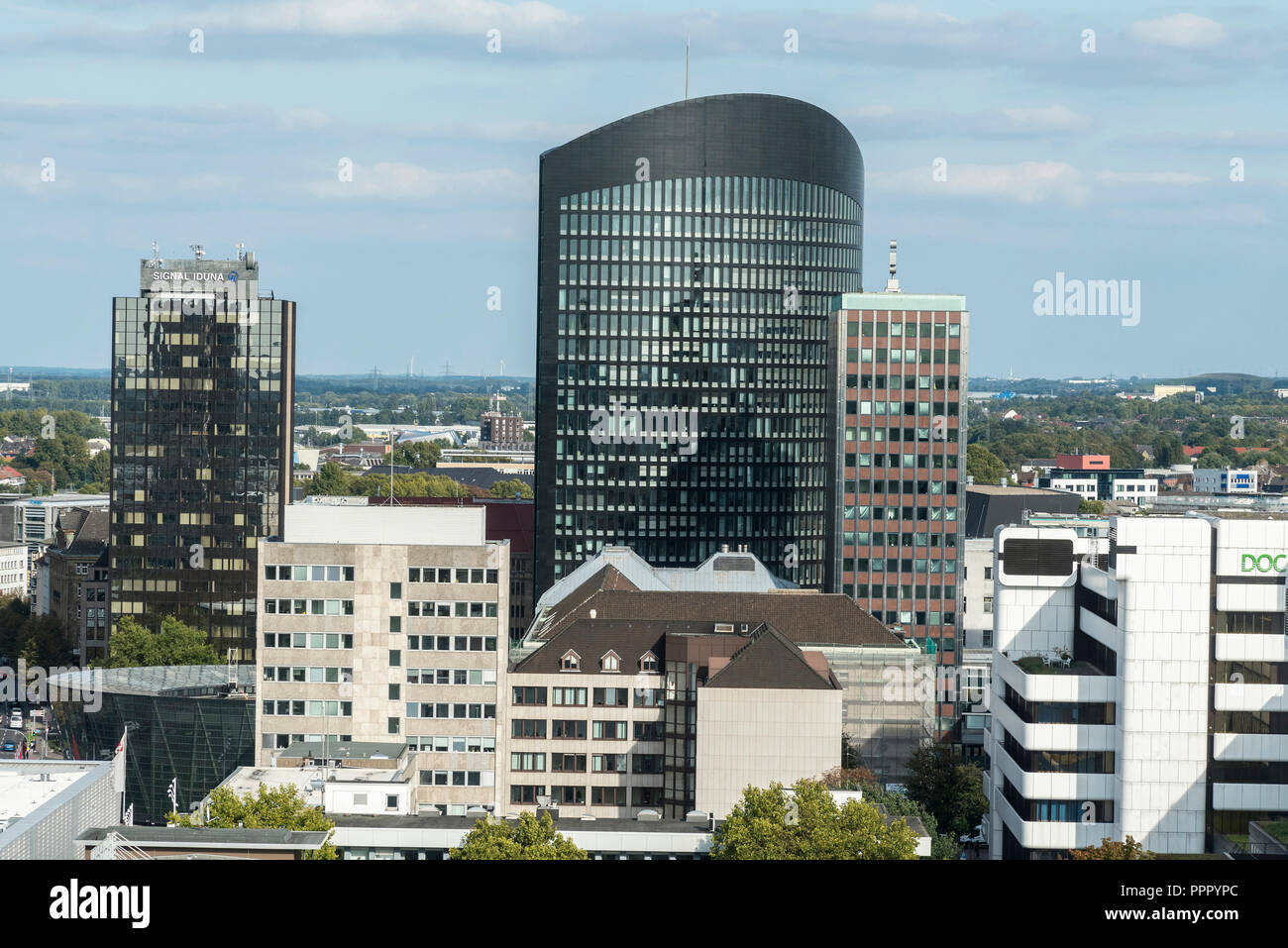 Office Tower, Tour de RWE, Dortmund, Ruhr, Rhénanie du Nord-Westphalie, Allemagne Banque D'Images