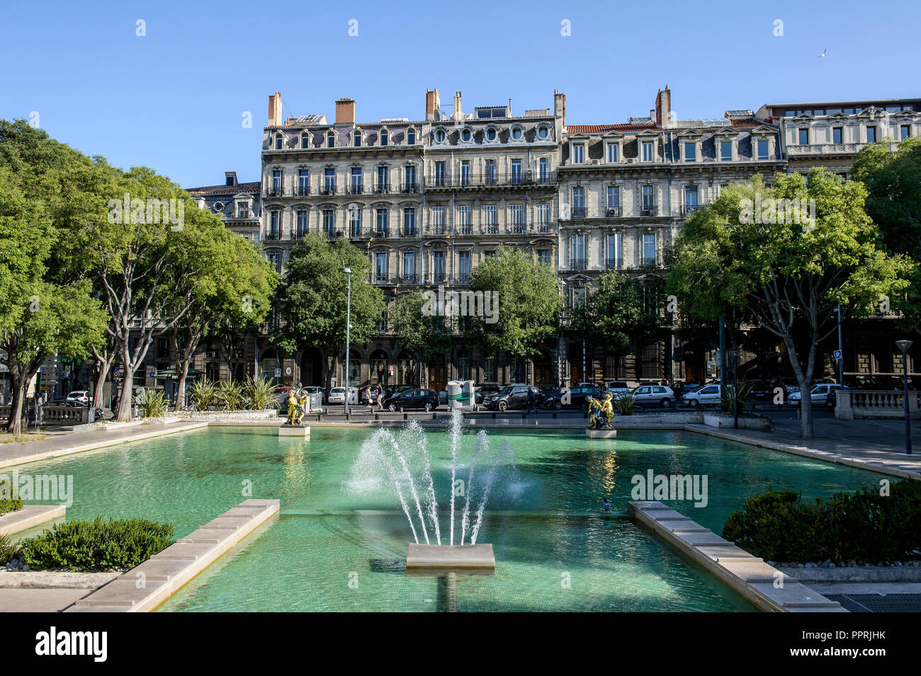 Marseille (sud-est de la France) : propriétés dans le centre-ville, dans la rue "cours Puget', dans le 6ème arrondissement (6ème arrondissement). Haussmann-styl Banque D'Images