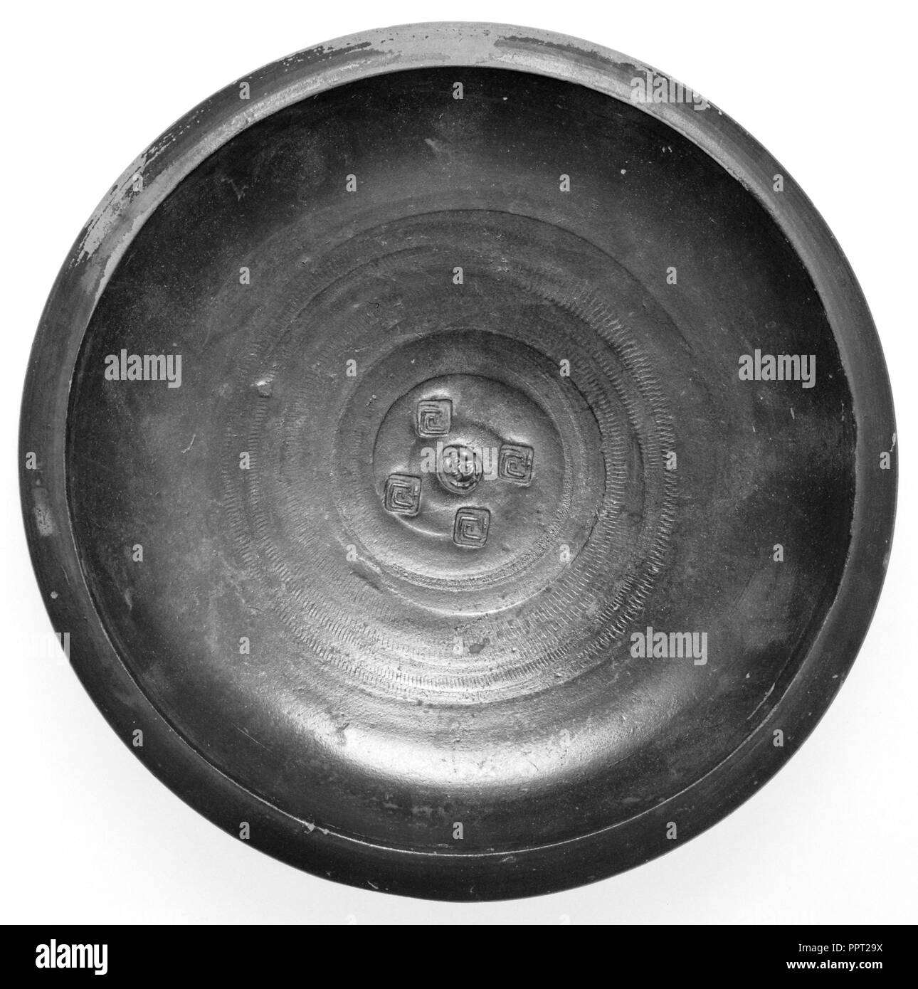 Bol noir campanien ; Campania, Italie du Sud, l'Europe ; - 31 323 B.C, sols en terre cuite ; 3,7 x 16,5 cm, 1 x 7,16 6 1,2 dans Banque D'Images