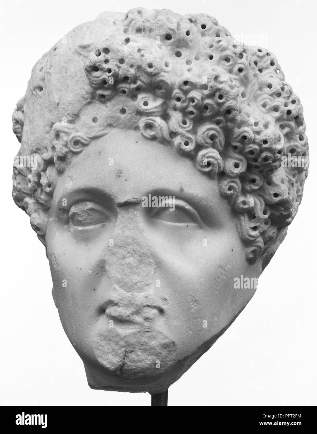 Tête d'une infirmière ; Empire romain ; début 2e siècle A.D ; en italien ; 28 cm, 11 en Banque D'Images