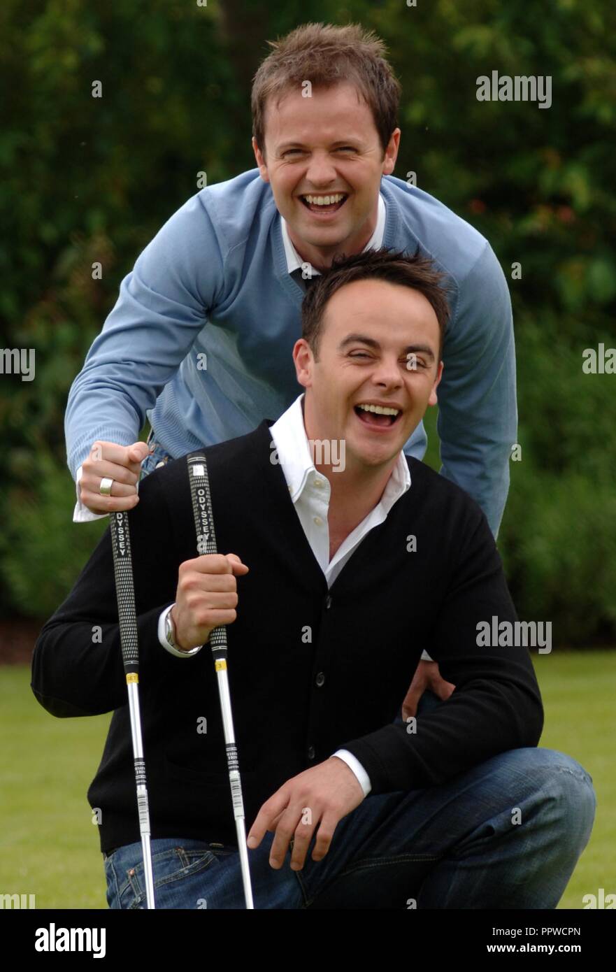 Ant & Dec au lancement médiatique de leurs Tous*Star Cup Celebrity Golf événement au Celtic Manor Resort, Newport, Pays de Galles aujourd'hui (1/6/2006). L'événement sera diffusé sur ITV sur le week-end férié d'août. Banque D'Images