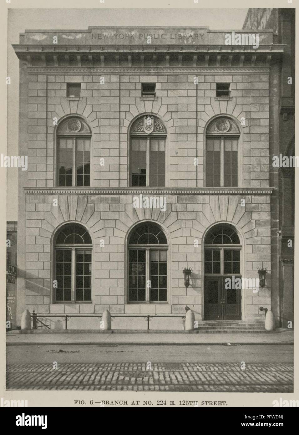 La succursale de no E 224, 125e Rue, New York Public Library. Babb, Cook & Willard, architectes Banque D'Images