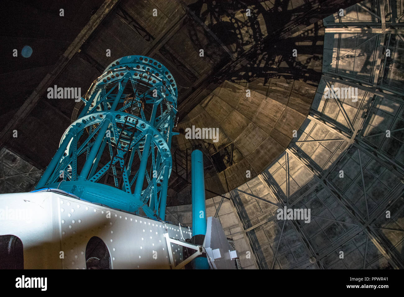Le télescope à réflexion de 81 cm 100 l'Observatoire du Mont Wilson en montagnes San Gabriel près de Glendale, Californie Banque D'Images